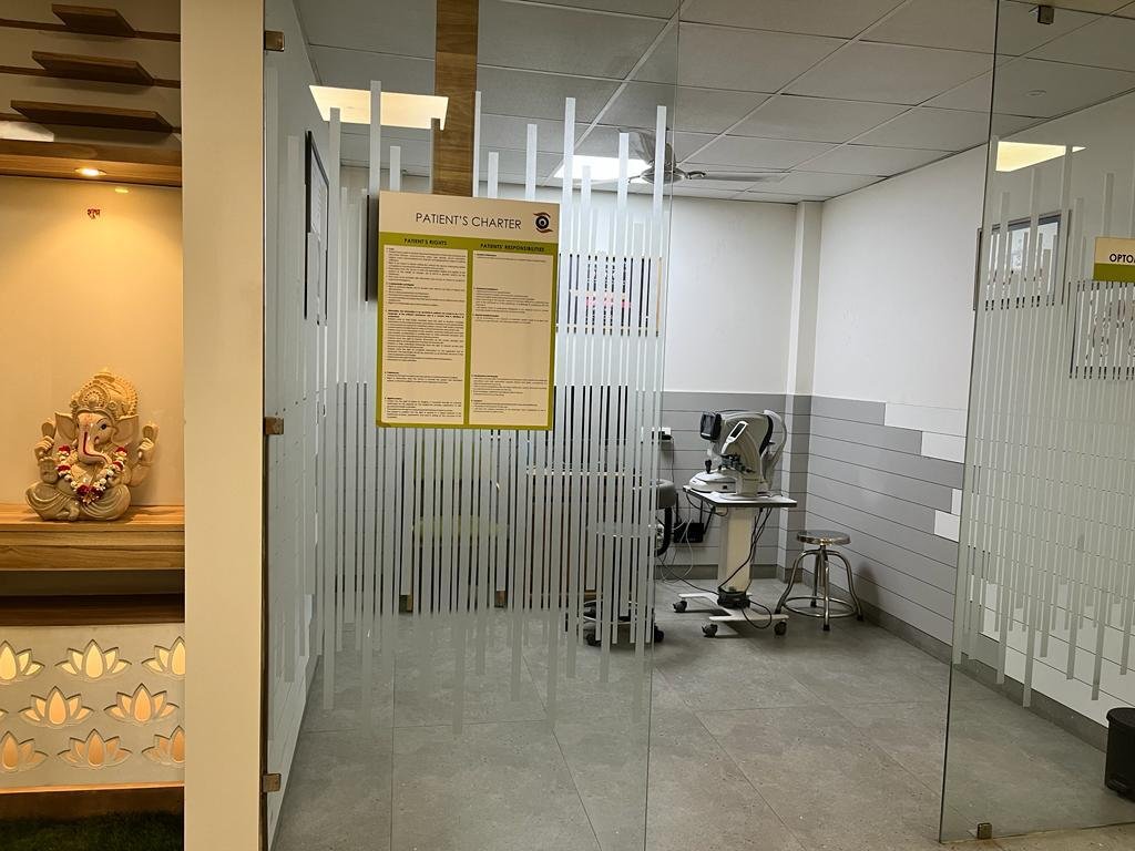 Advanced Eye Tech 1